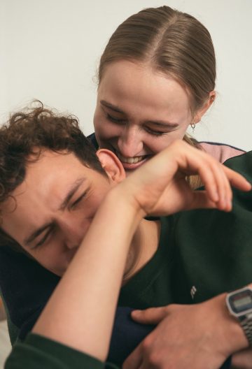 fotografin gwen böttger gwenolivia nürnberg fürth erlangen mittelfranken fotografie paarshooting coupleshooting elopement paarportraits fotoshooting liebe paar verliebt color farbe schwarz weiß natürlich authentisch gefühle lovestory geschichte glücklich ehrlich sonnenuntergang paarfotografie